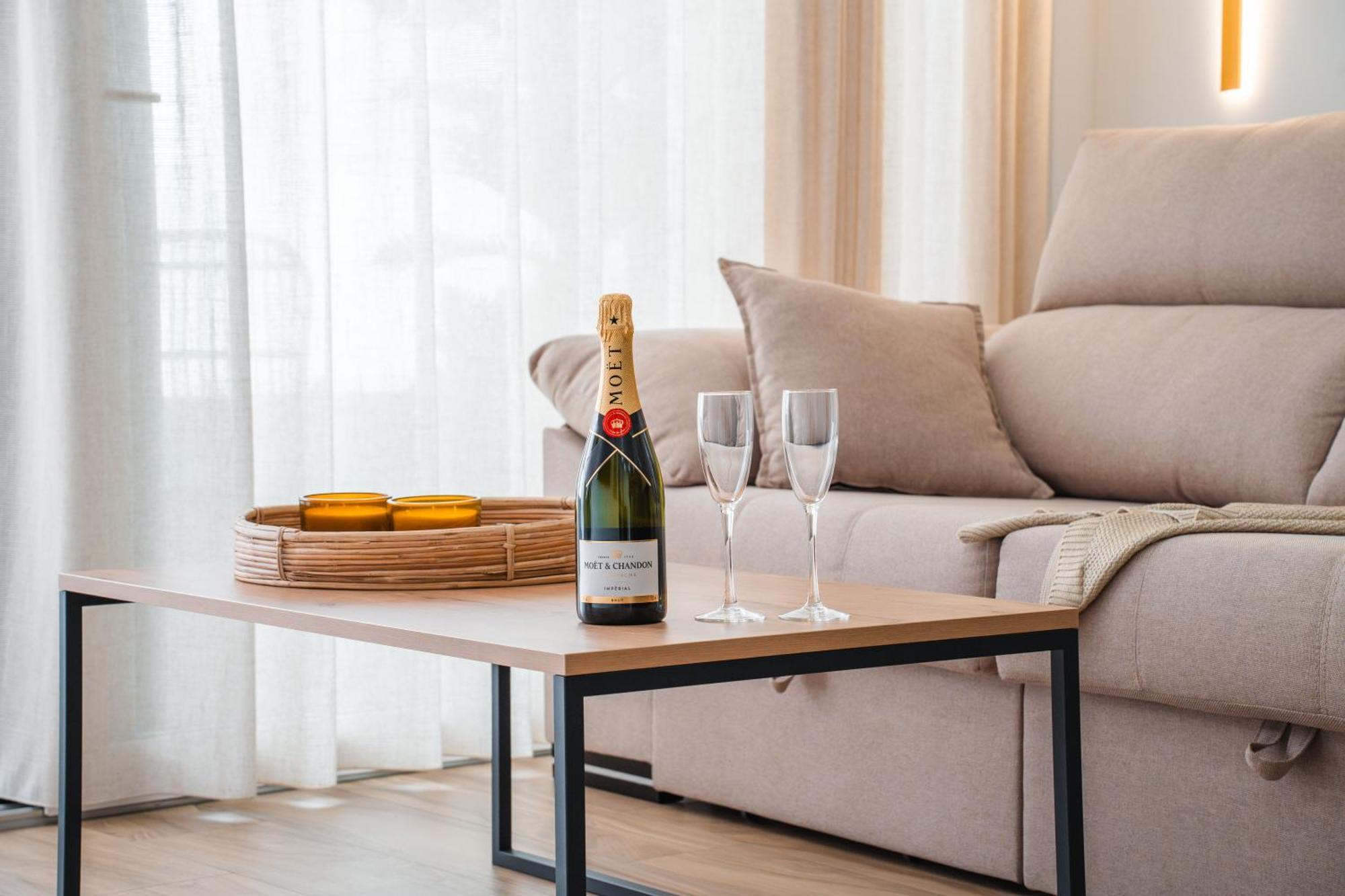 Apartamento Boutique Beluga Garrucha Eksteriør bilde